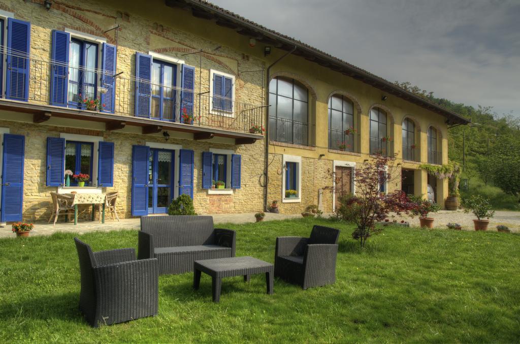 B&B Il Sole Delle Rive Sinio Eksteriør billede