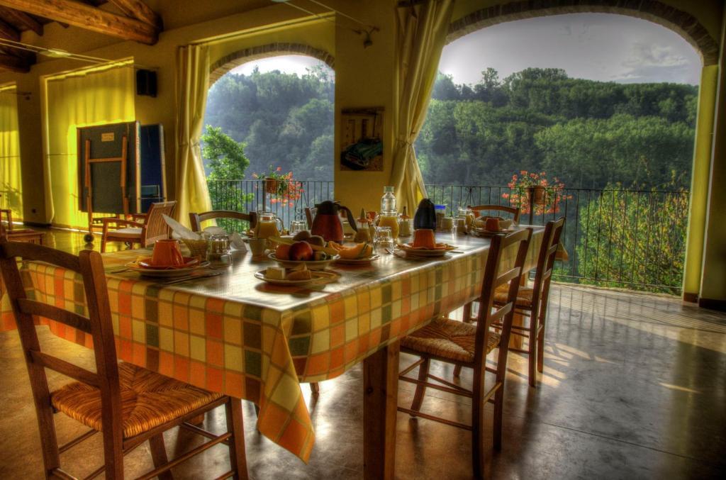 B&B Il Sole Delle Rive Sinio Eksteriør billede