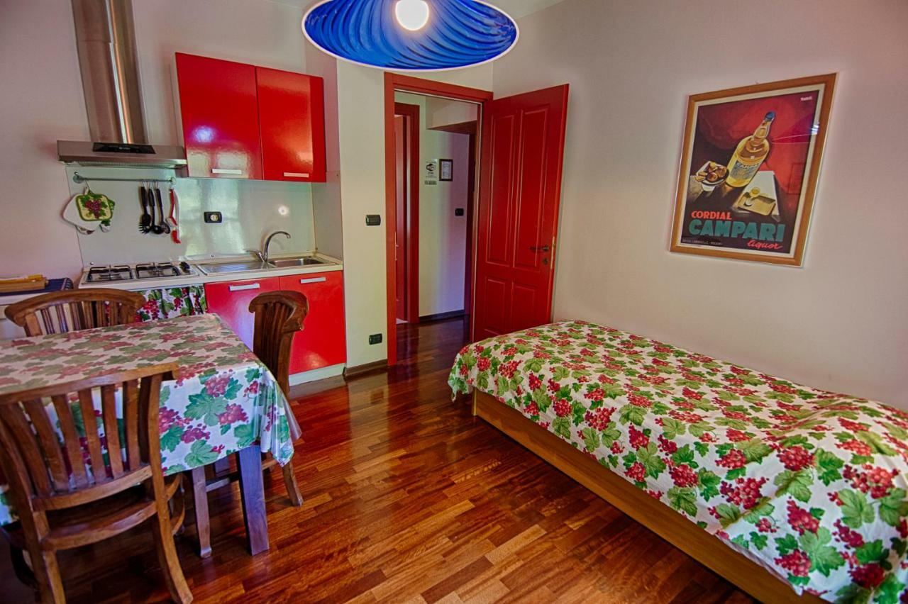 B&B Il Sole Delle Rive Sinio Eksteriør billede